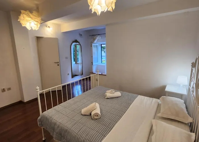 Mali Lovor Apartmán Solin